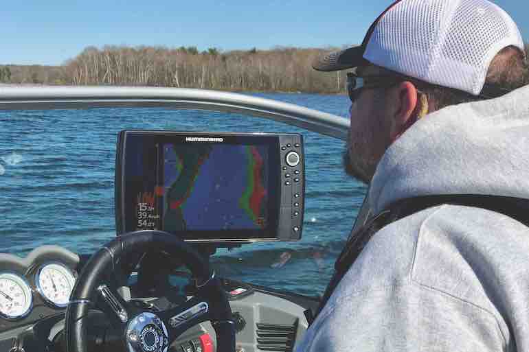 What Do Fish Look Like on a Lowrance Fish Finder